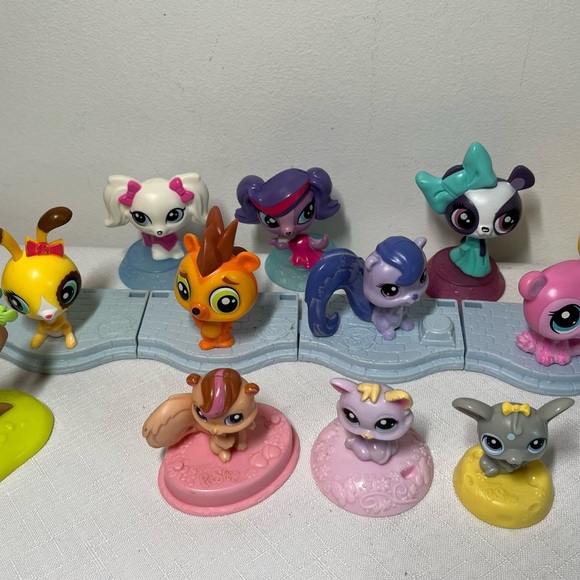 LITTLEST PET SHOP lot. McDonald’s. Plus Two other sets. - Picture 4 of 9